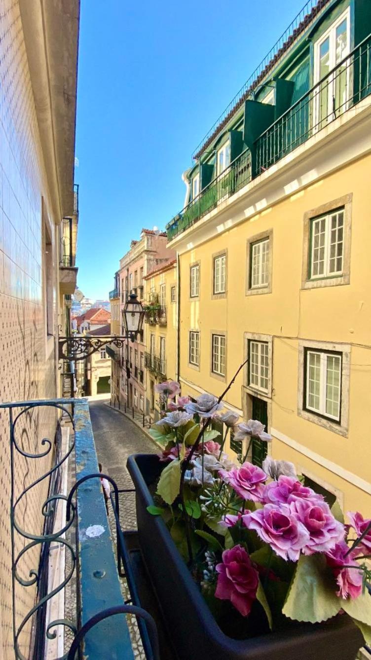 Chiado Apartment With Terrace 1 Lissabon Buitenkant foto